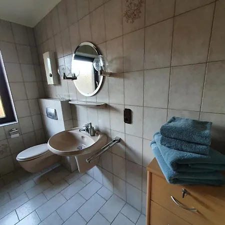 Zur Sonne Apartament *